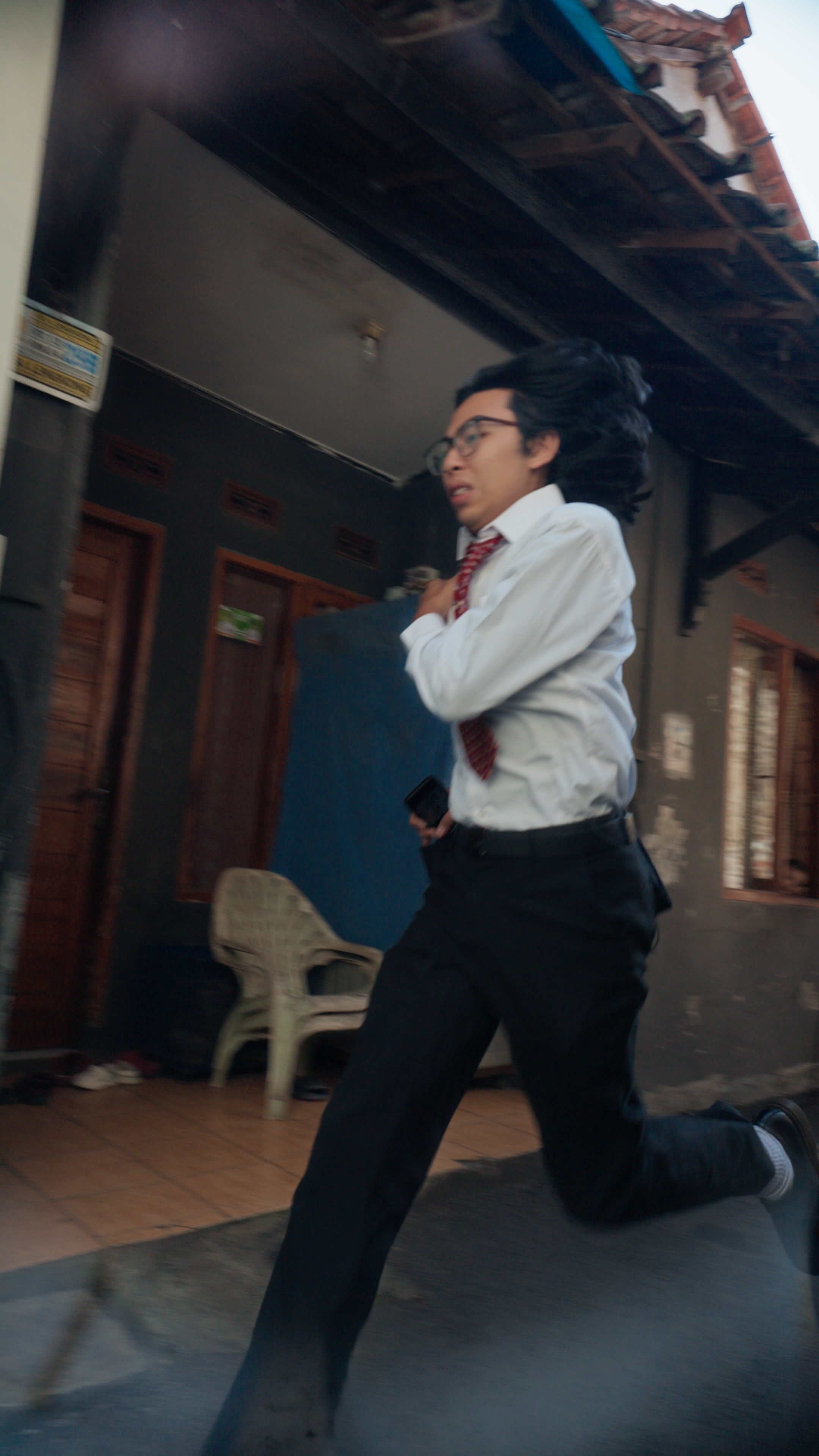 KG Care frame 08